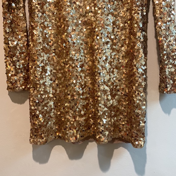 Micheal Kors Gold Sequence Mini Dress - Picture 3 of 6